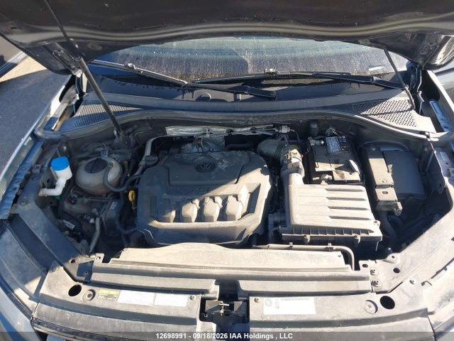 3VV2B7AX8JM008824 Volkswagen Tiguan Se/sel
