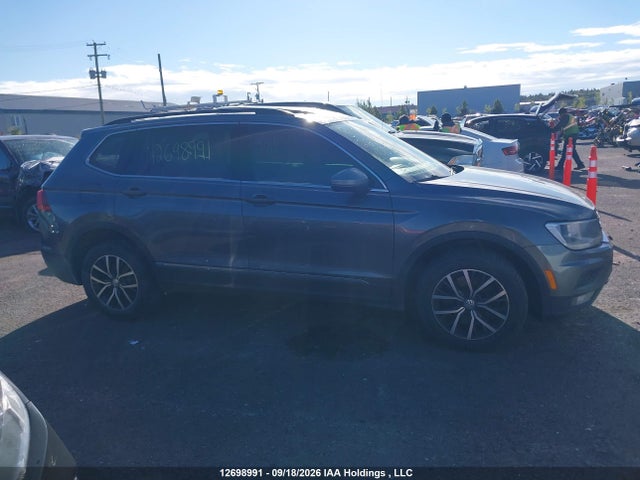 3VV2B7AX8JM008824 Volkswagen Tiguan Se/sel