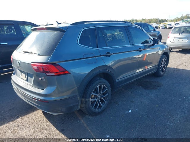 3VV2B7AX8JM008824 Volkswagen Tiguan Se/sel