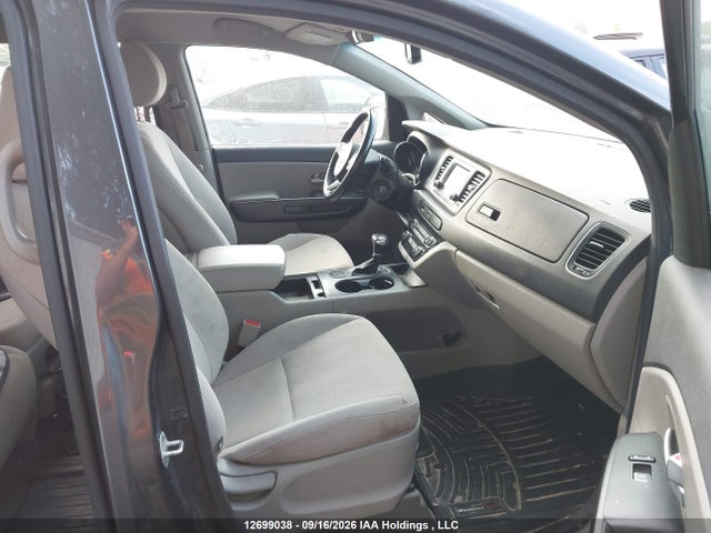 KIA SEDONA LX 2017 KNDMB5C10H6290844 Image 5