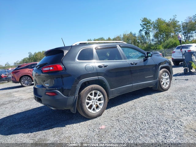 12699075 :رقم المزاد ، 1C4PJMCS9GW284591 vin ، 2016 Jeep Cherokee Latitude مزاد بيع