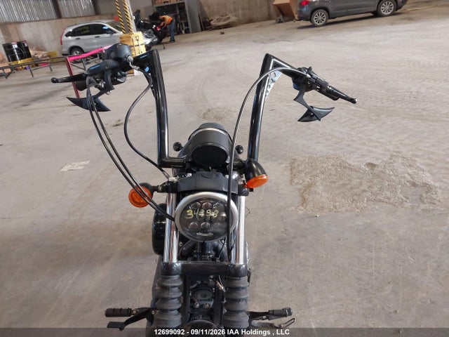 Продаж на аукціоні авто 2016 Harley-davidson Xl883 Iron 883, vin: 5HD4LE2A8GC400853, номер лоту: 12699092