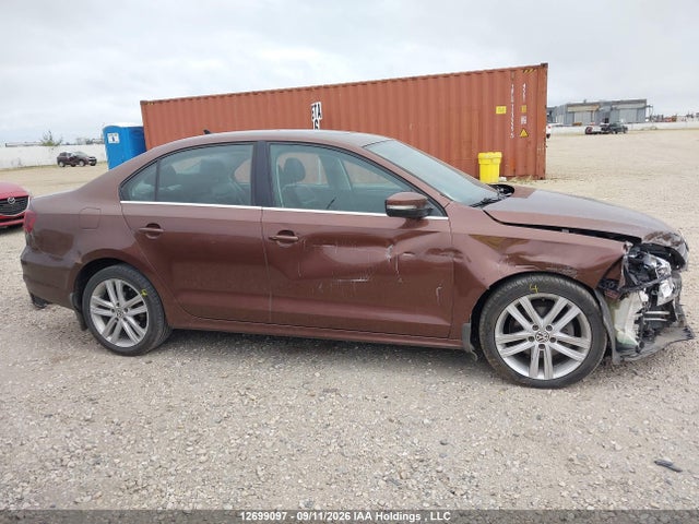 12699097 :رقم المزاد ، 3VWL07AJ0GM402151 vin ، 2016 Volkswagen Jetta Sel/sel Premium مزاد بيع