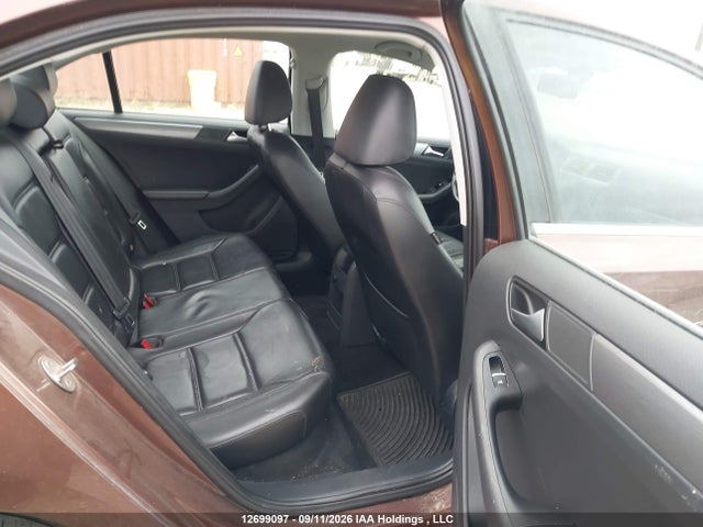 12699097 :رقم المزاد ، 3VWL07AJ0GM402151 vin ، 2016 Volkswagen Jetta Sel/sel Premium مزاد بيع