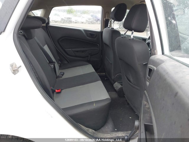 3FADP4TJ9GM160531 Ford FIESTA S