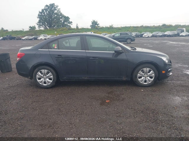 1G1PC5SB5F7124128 Chevrolet Cruze