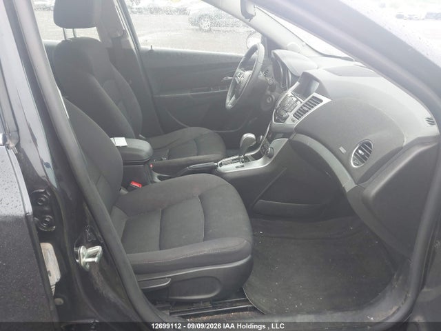 1G1PC5SB5F7124128 Chevrolet Cruze