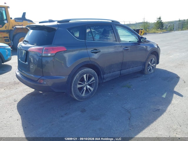 Toyota RAV4 LE 2018 2T3BFREV3JW830713 Image 4