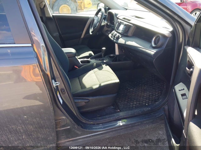 Toyota RAV4 LE 2018 2T3BFREV3JW830713 Image 5