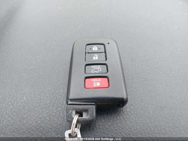 2018 Toyota Rav4 Xle მანქანა იყიდება აუქციონზე, vin: 2T3RFREV5JW843655, აუქციონის ნომერი: 12699138