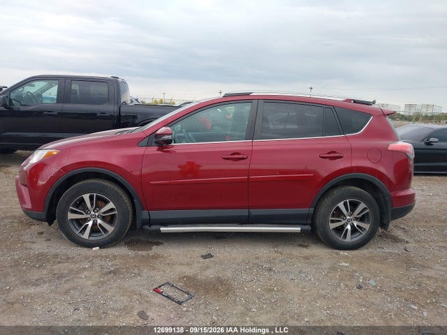 2018 Toyota Rav4 Xle მანქანა იყიდება აუქციონზე, vin: 2T3RFREV5JW843655, აუქციონის ნომერი: 12699138