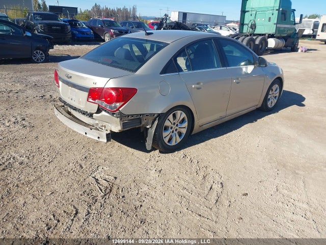 Chevrolet CRUZE LT 2014 1G1PC5SB4E7416304 Image 4