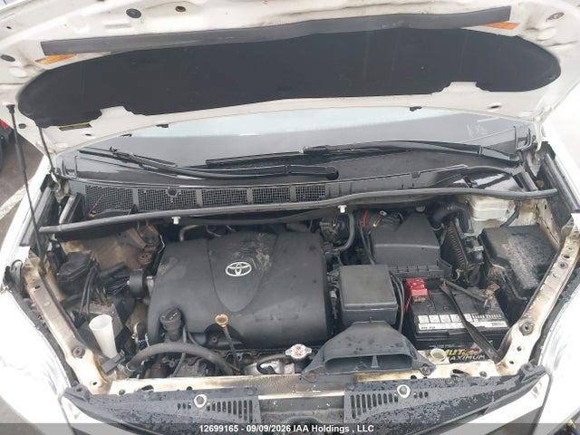 Toyota SIENNA LE 2018 5TDKZ3DC6JS954478 Image 10