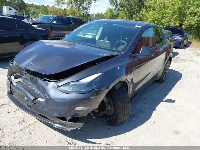 Продаж на аукціоні авто 2024 Tesla Model Y Long Range, vin: LRWYGDEE9RC670052, номер лоту: 12699171