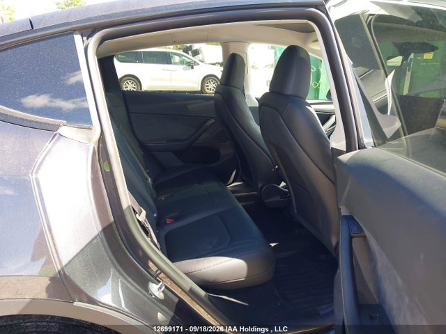 Продаж на аукціоні авто 2024 Tesla Model Y Long Range, vin: LRWYGDEE9RC670052, номер лоту: 12699171