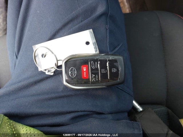 Продажа на аукционе авто 2024 Toyota Rav4 Prime Se, vin: JTMGB3FV2RD221473, номер лота: 12699177