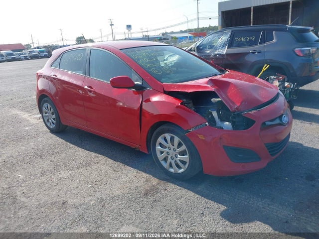 2013 Hyundai Elantra Gt მანქანა იყიდება აუქციონზე, vin: KMHD25LE1DU106273, აუქციონის ნომერი: 12699202