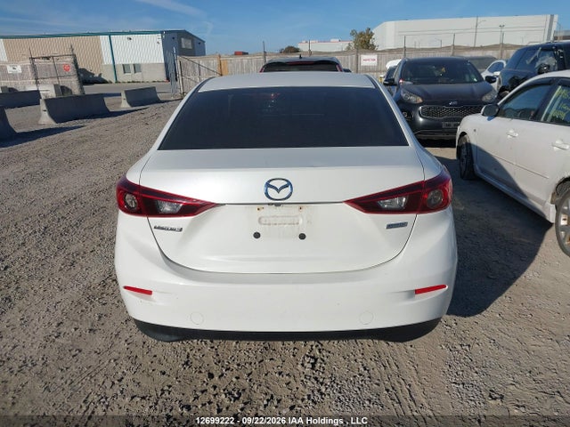 2018 Mazda Mazda3 50th Anniversary Edition/gs/se მანქანა იყიდება აუქციონზე, vin: JM1BN1V76J1188332, აუქციონის ნომერი: 12699222