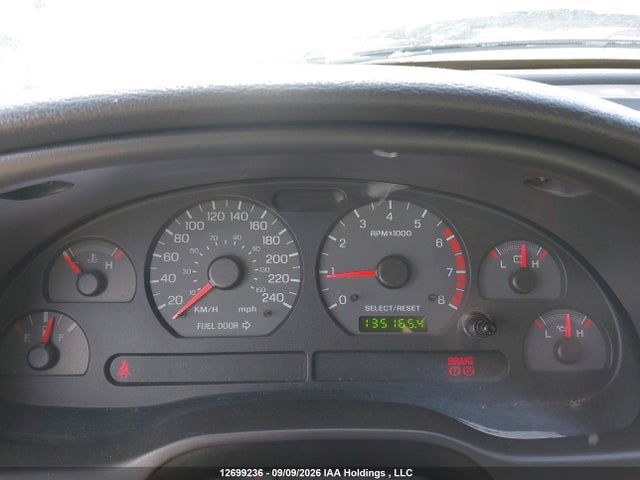 Продажа на аукционе авто 2002 Ford Mustang Gt, vin: 1FAFP42X02F138392, номер лота: 12699236