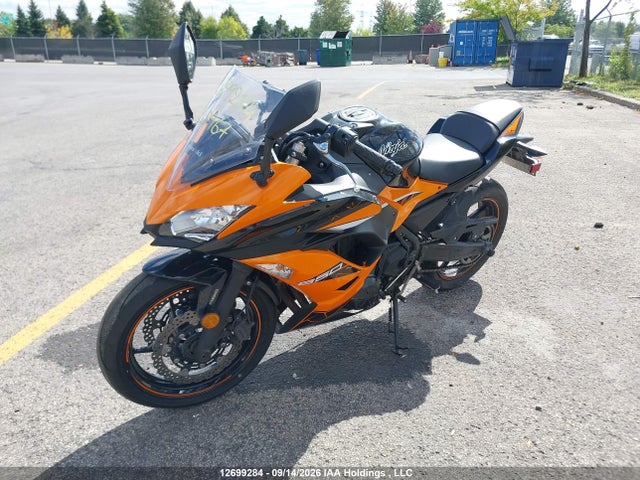 Kawasaki Ex650 F 2019 JKAEXEK14KDA33967 Image 2