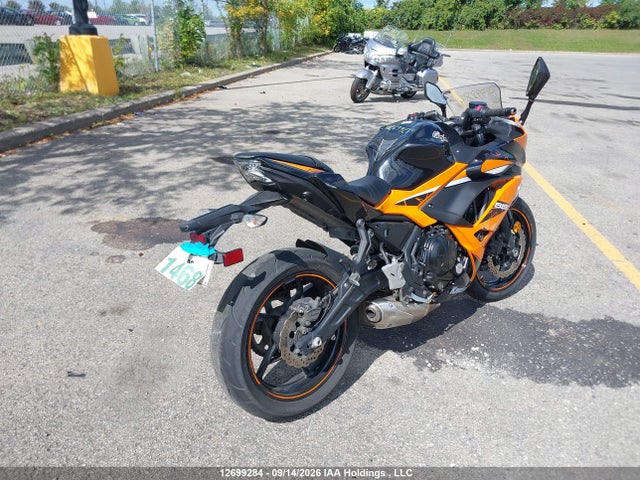 Kawasaki Ex650 F 2019 JKAEXEK14KDA33967 Image 4