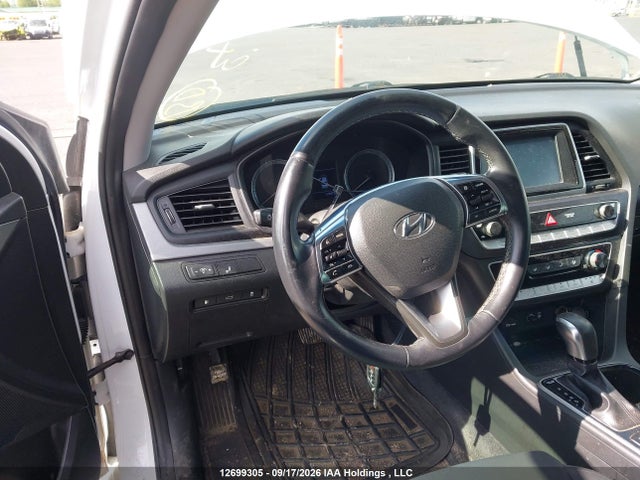 Hyundai SONATA SE 2018 5NPE24AF8JH683080 Image 21