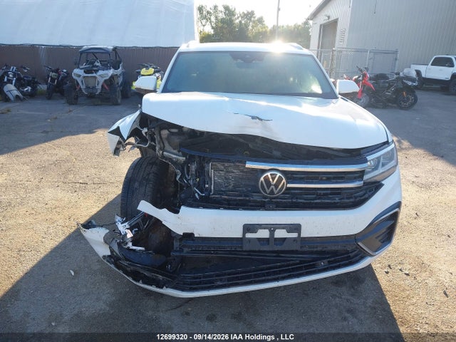 1V2FE2CA7MC241021 Volkswagen ATLAS CROSS SPORT