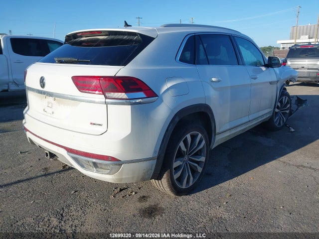 1V2FE2CA7MC241021 Volkswagen ATLAS CROSS SPORT