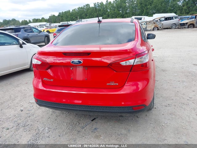 Ford FOCUS SE 2014 1FADP3F25EL352624 Image 16