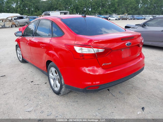 Ford FOCUS SE 2014 1FADP3F25EL352624 Image 3