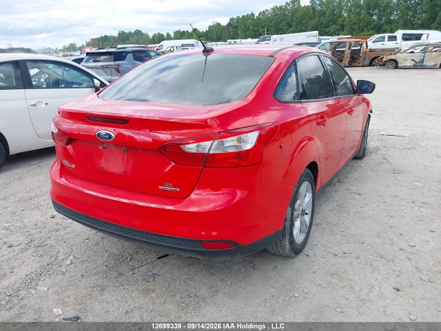 Ford FOCUS SE 2014 1FADP3F25EL352624 Image 4