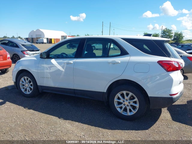 2018 Chevrolet Equinox მანქანა იყიდება აუქციონზე, vin: 2GNAXREV6J6286249, აუქციონის ნომერი: 12699381