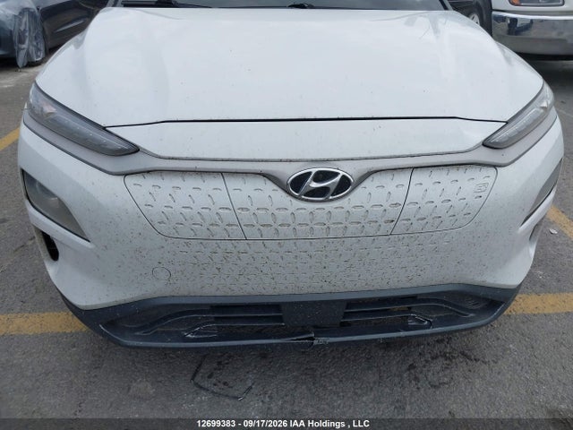 KM8K23AG1KU033998 Hyundai Kona Ev Preferred W/two Tone