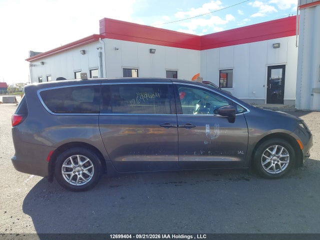 Chrysler Grand Caravan Sxt 2023 2C4RC1ZG9PR558059 Image 13