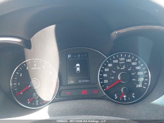 12699423 :رقم المزاد ، 3KPFL4A72JE215697 vin ، 2018 Kia Forte مزاد بيع