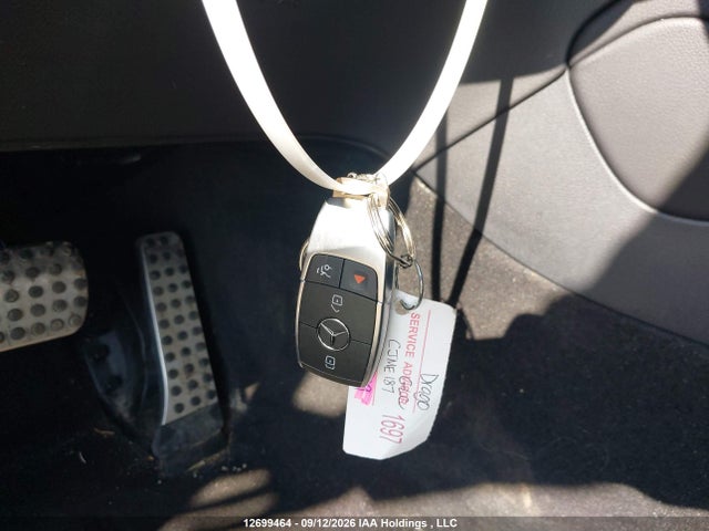 Продажа на аукционе авто 2022 Mercedes-benz Glc 300 4matic, vin: W1N0G8EBXNV389477, номер лота: 12699464