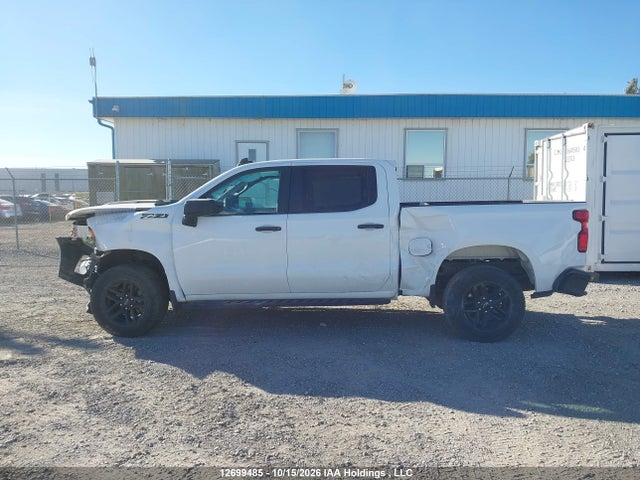 12699485 :رقم المزاد ، 3GCPDCEK2NG576447 vin ، 2022 Chevrolet Silverado K1500 Trail Boss Custom مزاد بيع