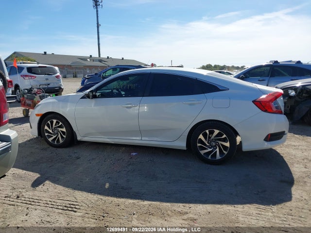 Honda Civic Ex 4dr 2018 2HGFC2F80JH005630 Image 14