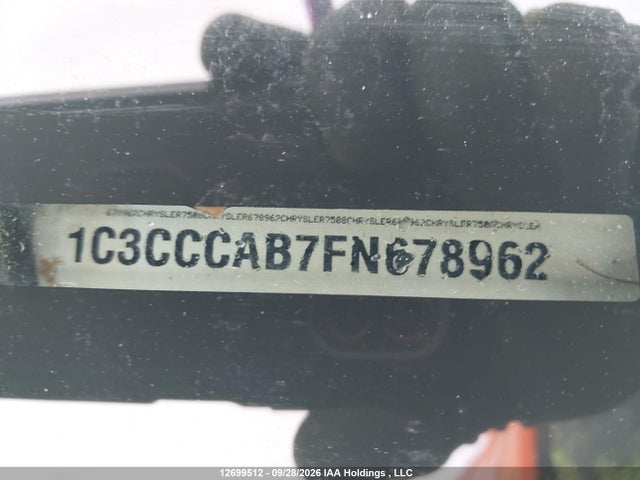 Продажа на аукционе авто 2015 Chrysler 200, vin: 1C3CCCAB7FN678962, номер лота: 12699512