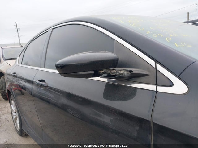 Продажа на аукционе авто 2015 Chrysler 200, vin: 1C3CCCAB7FN678962, номер лота: 12699512