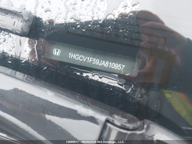 Honda ACCORD EXL 2018 1HGCV1F59JA810957 Image 18