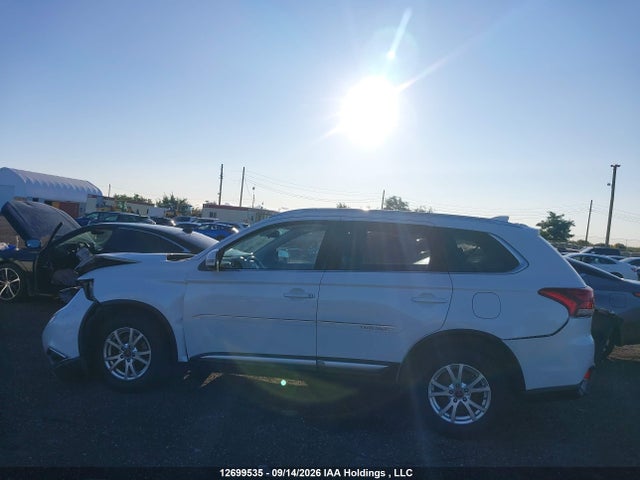 Aukcja sprzedaży 2017 Mitsubishi Outlander Es, vin: JA4AZ2A39HZ611872, numer aukcji: 12699535