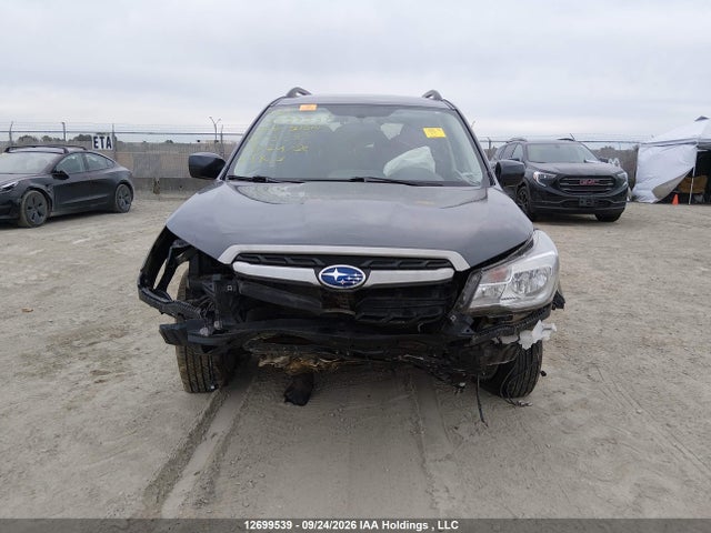 JF2SJEDCXJH431389 Subaru Forester 2.5i Premium