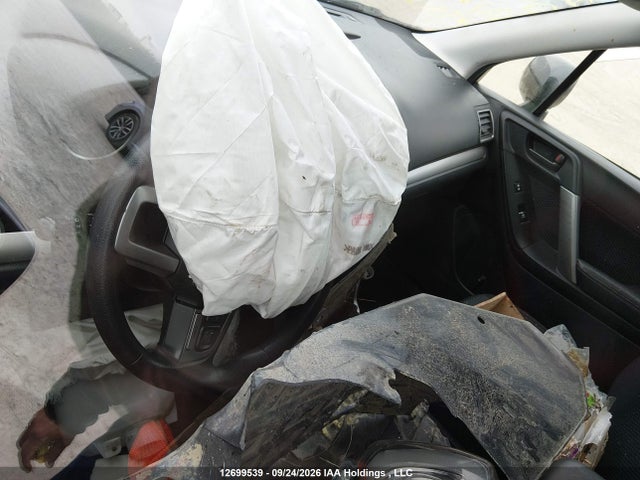 JF2SJEDCXJH431389 Subaru Forester 2.5i Premium