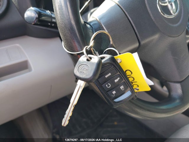 12679297 :رقم المزاد ، 2T3BF4DV5BW123652 vin ، 2011 Toyota Rav4 مزاد بيع