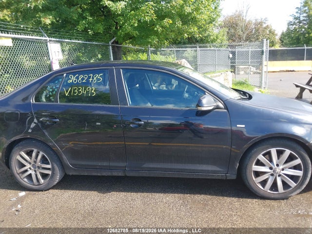 12682785 :رقم المزاد ، 3VWHJ7AJ5AM133493 vin ، 2010 Volkswagen Jetta Wolfsburg Edition مزاد بيع