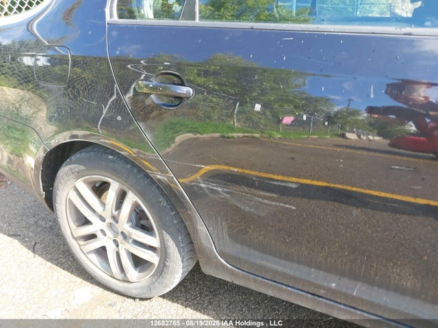 12682785 :رقم المزاد ، 3VWHJ7AJ5AM133493 vin ، 2010 Volkswagen Jetta Wolfsburg Edition مزاد بيع
