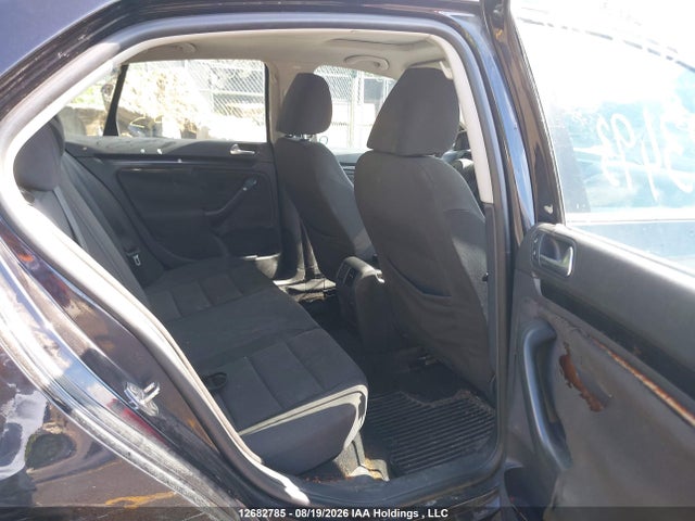 12682785 :رقم المزاد ، 3VWHJ7AJ5AM133493 vin ، 2010 Volkswagen Jetta Wolfsburg Edition مزاد بيع