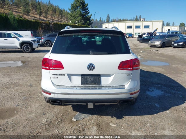 Продажа на аукционе авто 2016 Volkswagen Touareg Highline/execline W/rline, vin: WVGDF9BP3GD010566, номер лота: 12699589