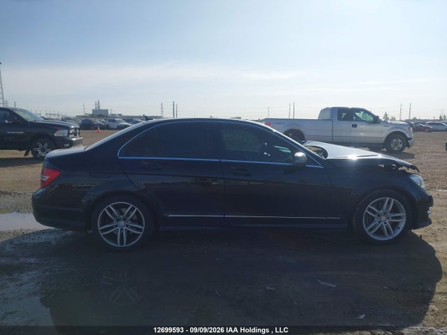 Продажа на аукционе авто 2014 Mercedes-benz C 300 4matic, vin: WDDGF8AB1EA966795, номер лота: 12699593